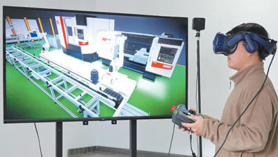 湖南花垣县建成湘西州首个小型光伏发电试验系统